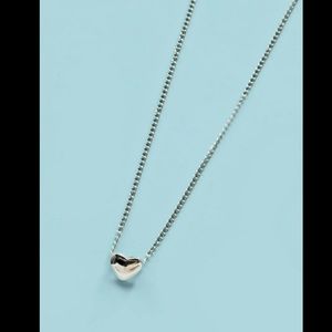GIRLS SILVER HEART PENDANT NECKLACE